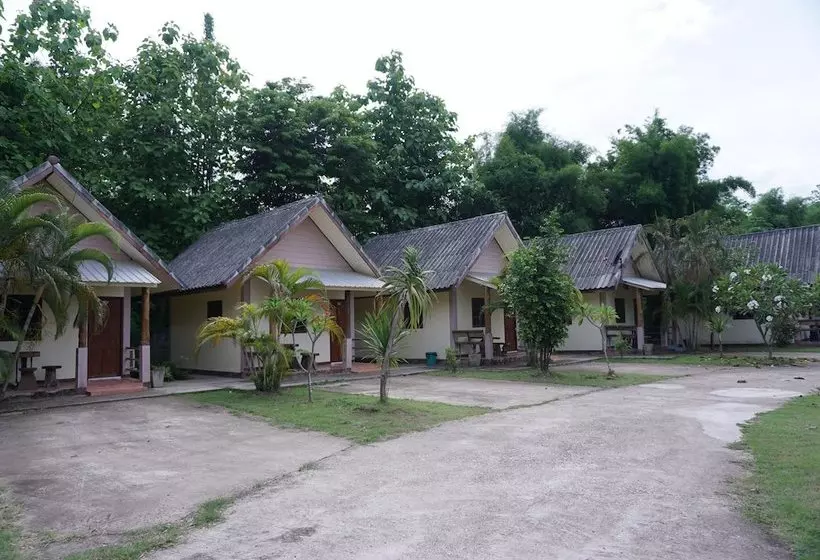 هتل Aunai Nan Resort