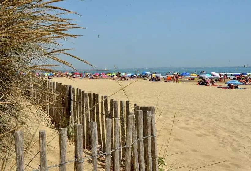 ホテル Maïana Resort