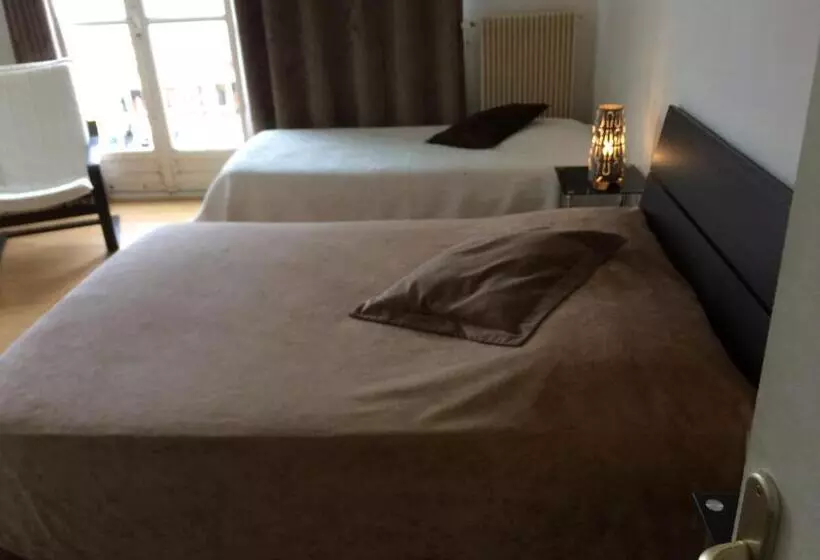 Hotelli Hôtel De La Poste