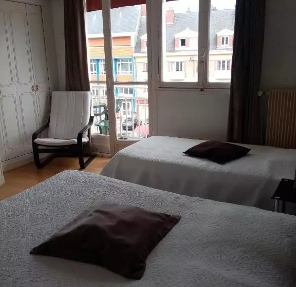 Hotelli Hôtel De La Poste