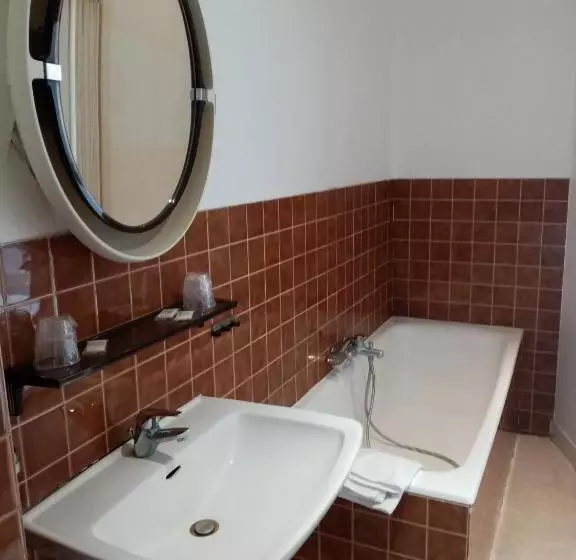 Hotelli Hôtel De La Poste