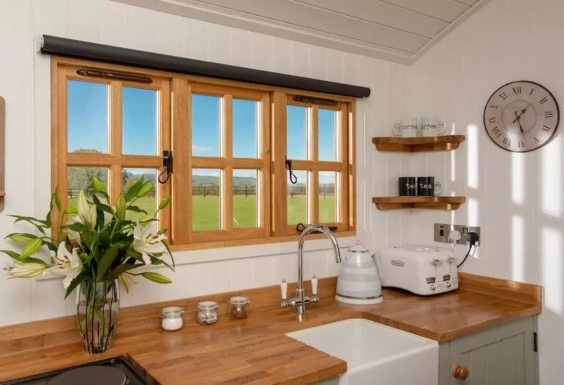 هتل روستایی The Shepherds Retreat