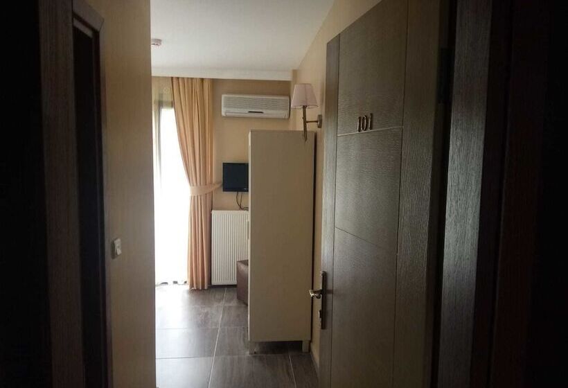 هتل Sea Port House