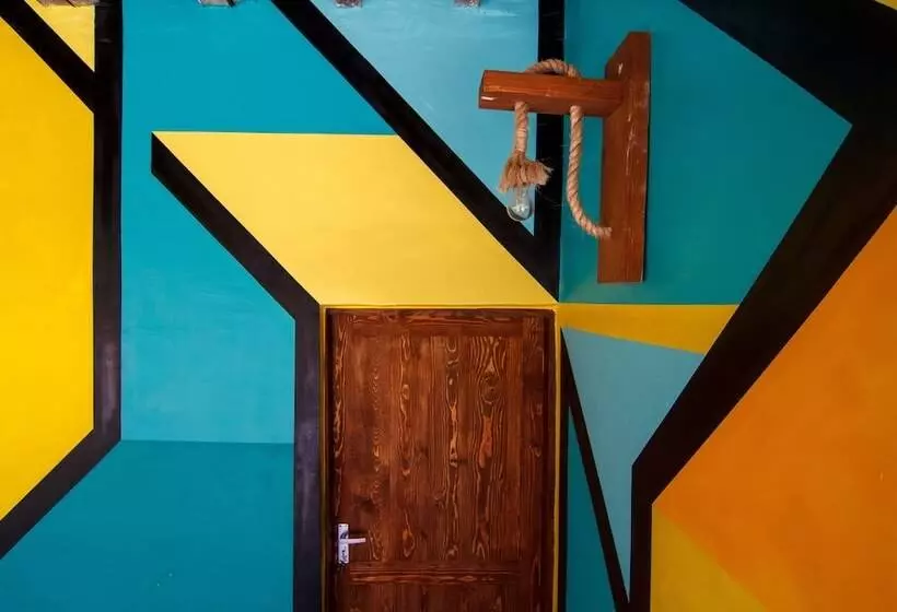 Hotelli Tsunami Village