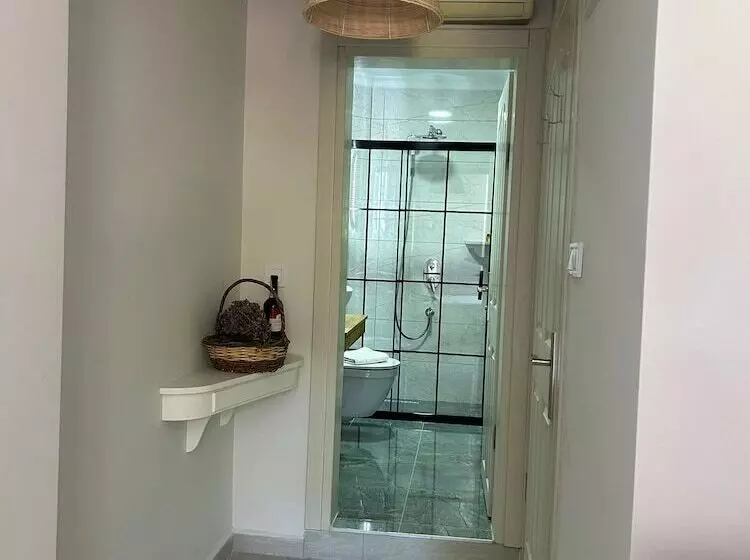 Kırlı Pansiyon