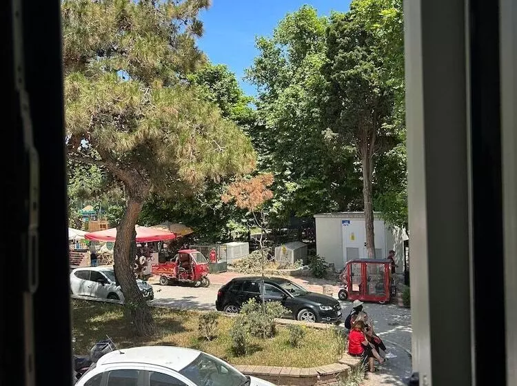 Kırlı Pansiyon