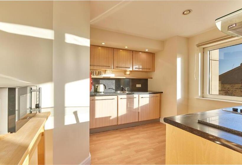 Magpie   Properties Unique