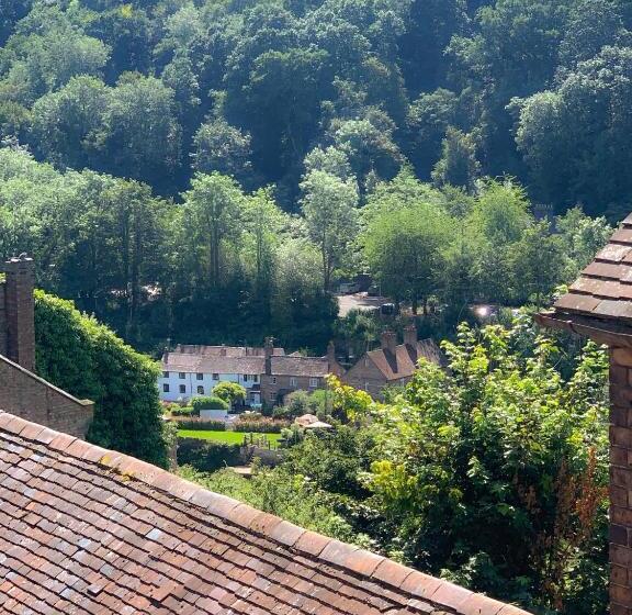 پانسیون Heritage View Guest House