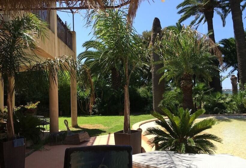 Пансион La Mandarinette