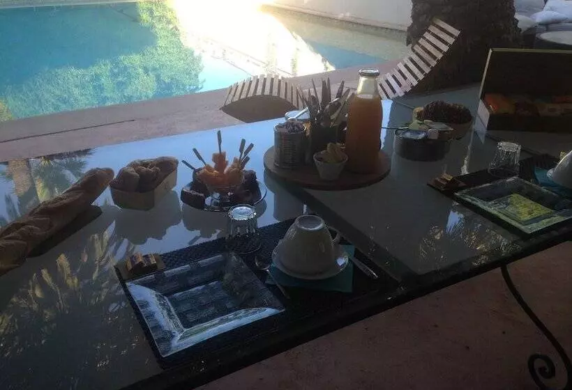 ペンション La Mandarinette