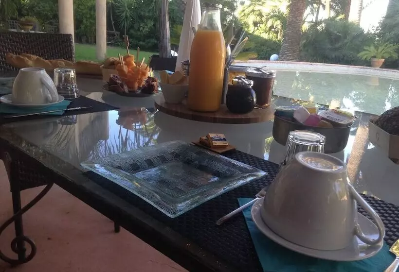 ペンション La Mandarinette