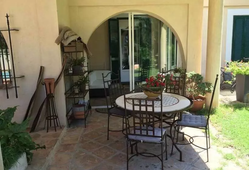 ペンション La Mandarinette