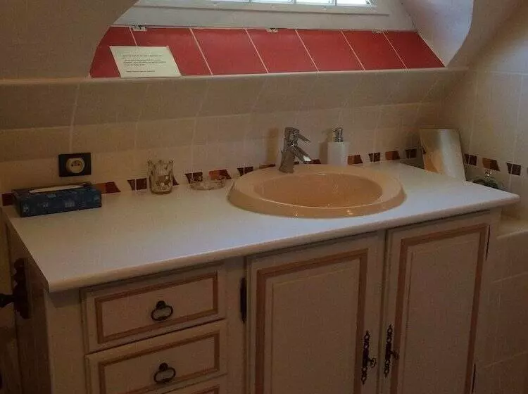 Majatalo La Noisetiere