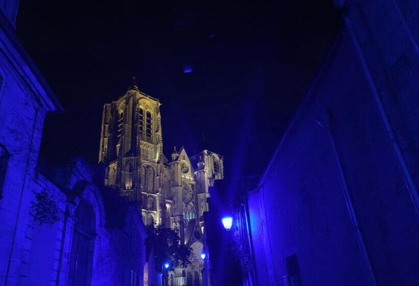 بنسيون Lamarck Guest