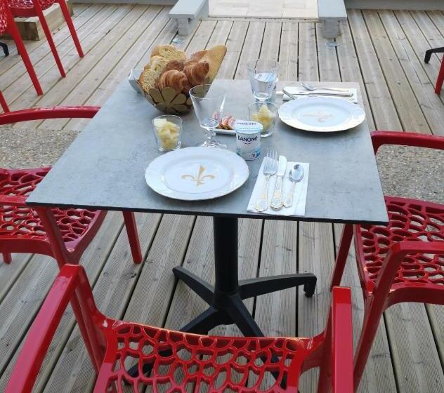 بنسيون Lamarck Guest