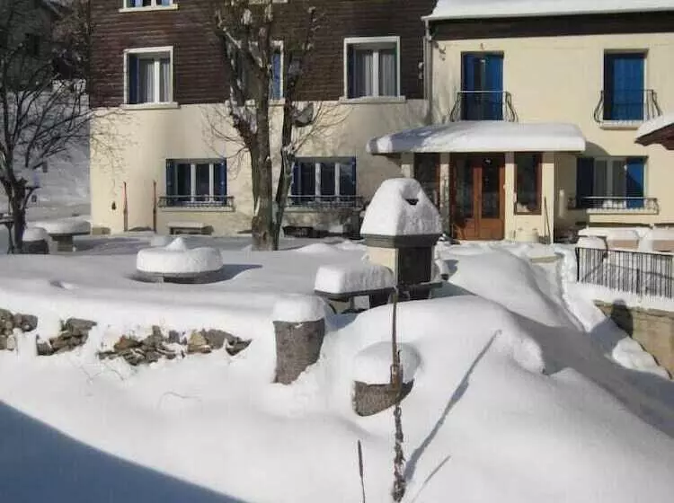 Majatalo Mouli Del Riu