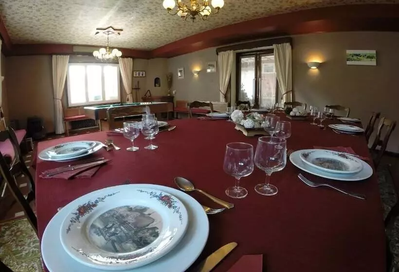 Majatalo Mouli Del Riu