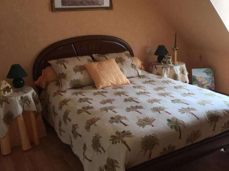 膳宿费 Villa Magdanic