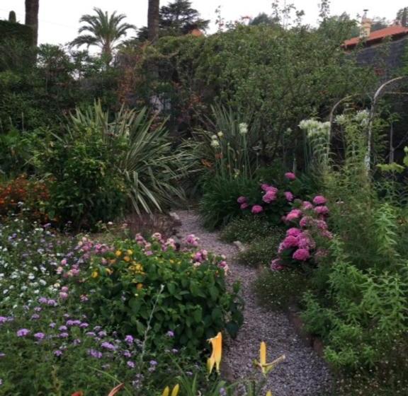 Villa With Private Beach  Villa Lou Cade