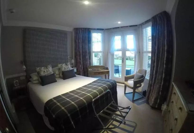 Aamiaismajoitus (B&B) Bath Paradise House