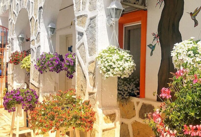 Aamiaismajoitus (B&B) Sade Butik Otel