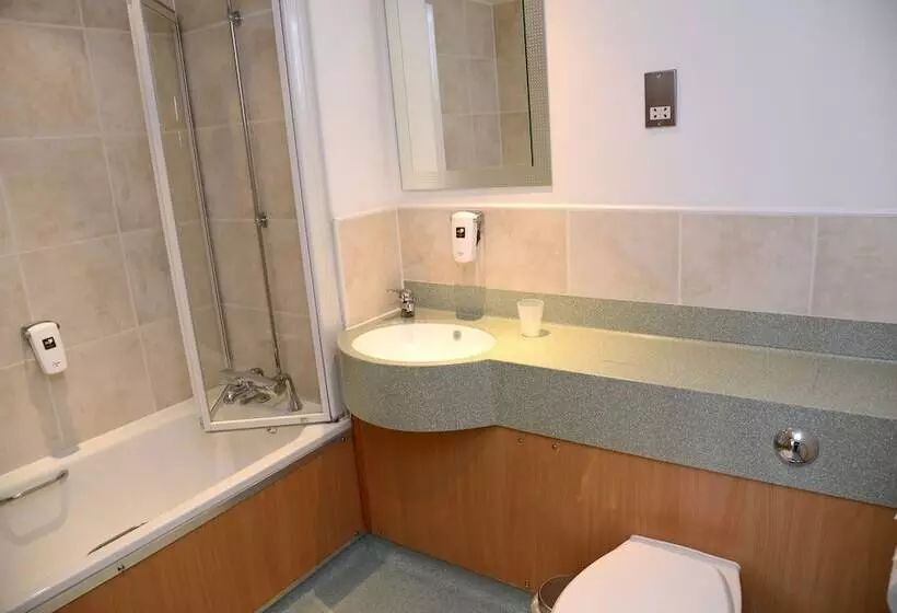 Crewe & Harpur, Derby By Marston S Inns