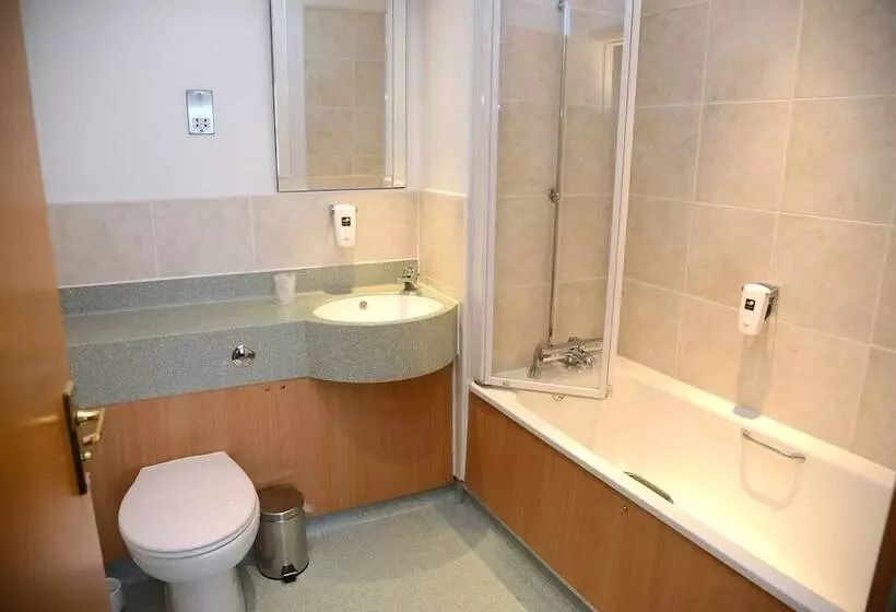 Crewe & Harpur, Derby By Marston S Inns