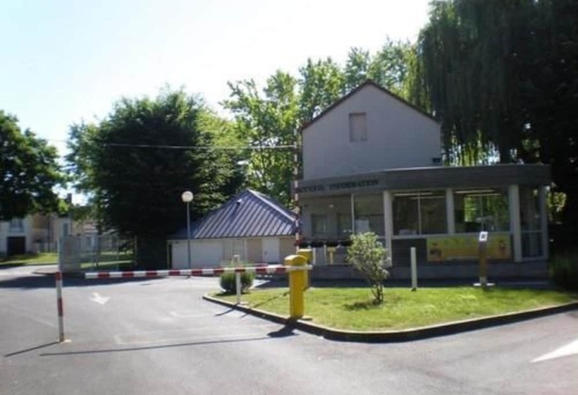 فندق Camping Le Rochat