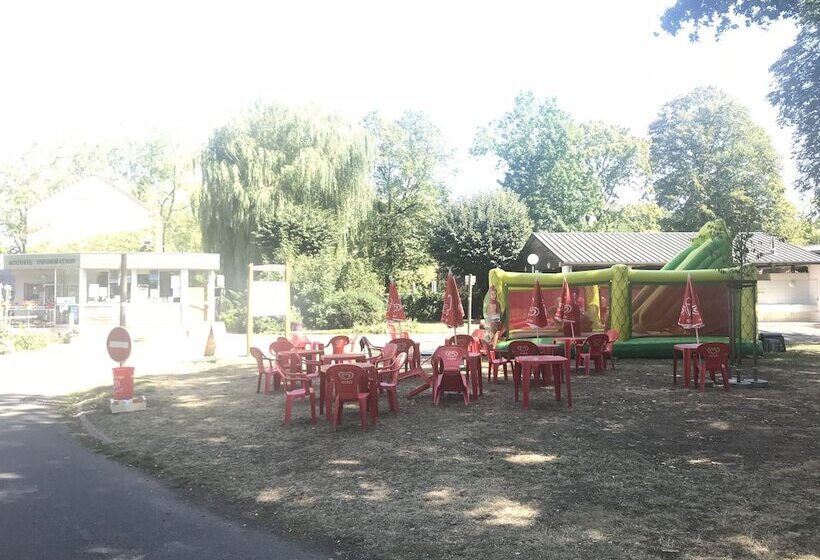 فندق Camping Le Rochat