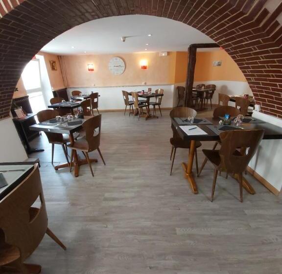 Отель La Chaumiere