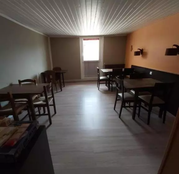 ホテル La Chaumiere