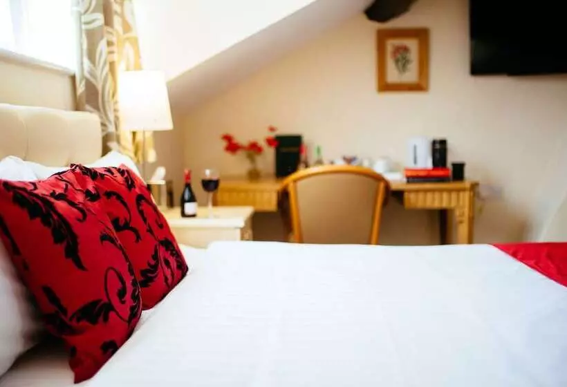 Hotelli Pymgate Lodge