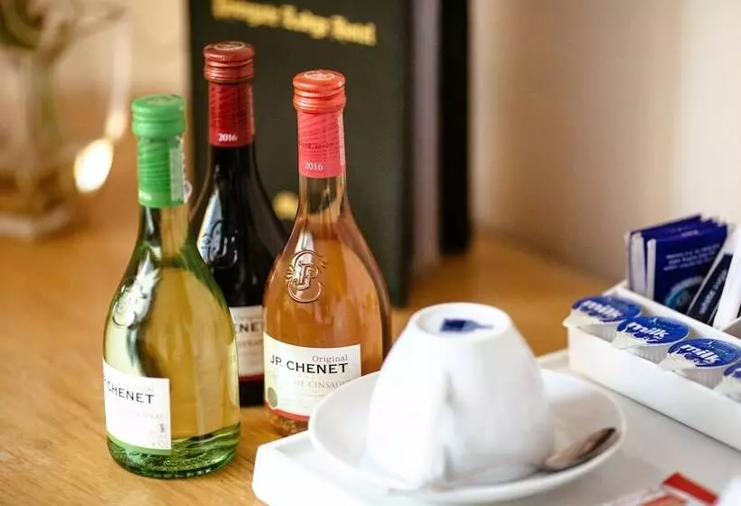 Hotelli Pymgate Lodge