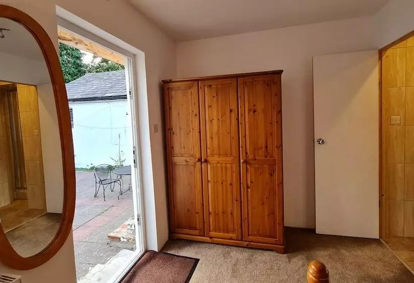 Hotelli Pymgate Lodge