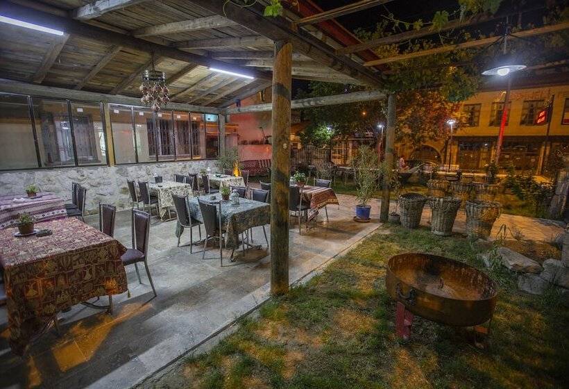 בית מלון כפרי Serenity Stone House