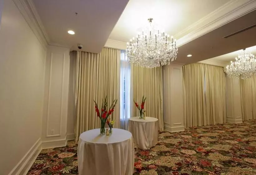 ホテル The Oliver, Oxford