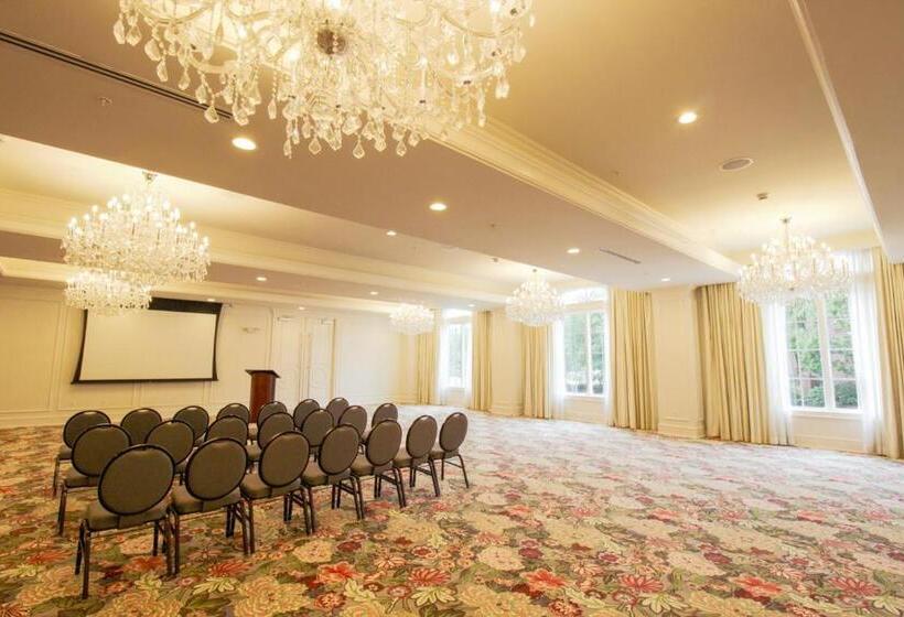 Отель The Oliver, Oxford