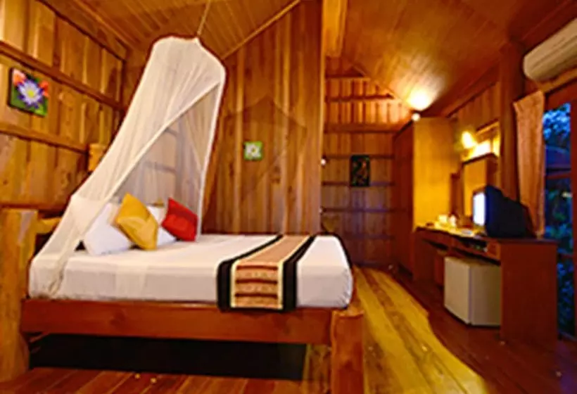 Hotelli Thiw Son Beach Resort