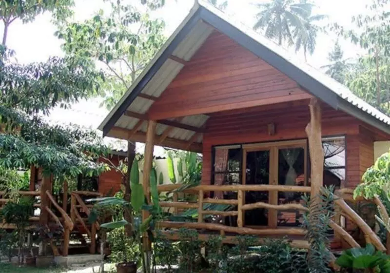 Hotelli Thiw Son Beach Resort