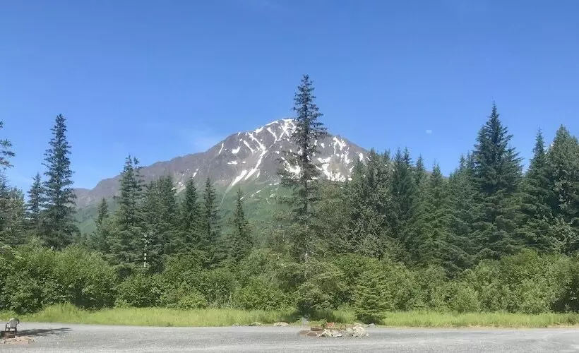 Hotelli Twin Peaks Lodge And Rv Park