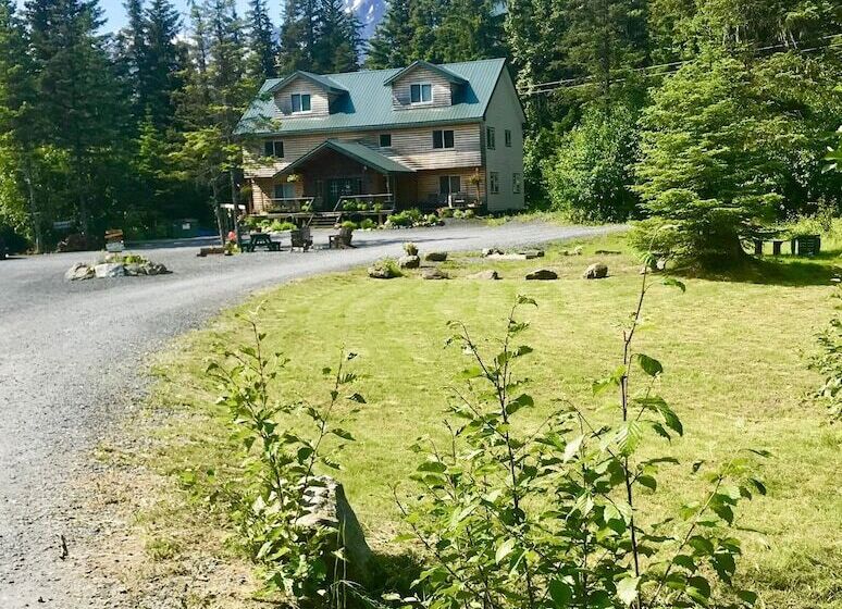 فندق Twin Peaks Lodge And Rv Park