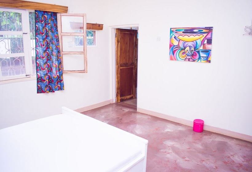 Kilihomebase & Campsite  Hostel