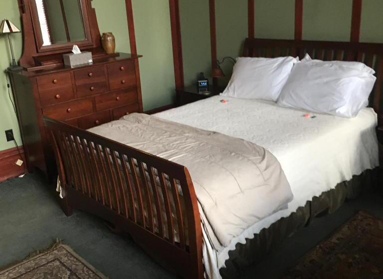 Main Street Bed & Breakfast