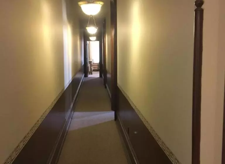 Main Street Bed & Breakfast