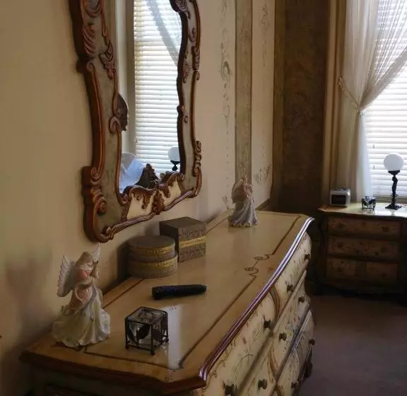 Main Street Bed & Breakfast