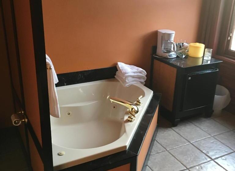 Main Street Bed & Breakfast