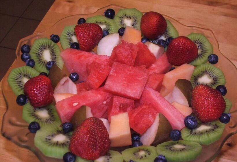 Oakland Cottage Bed And Breakfast