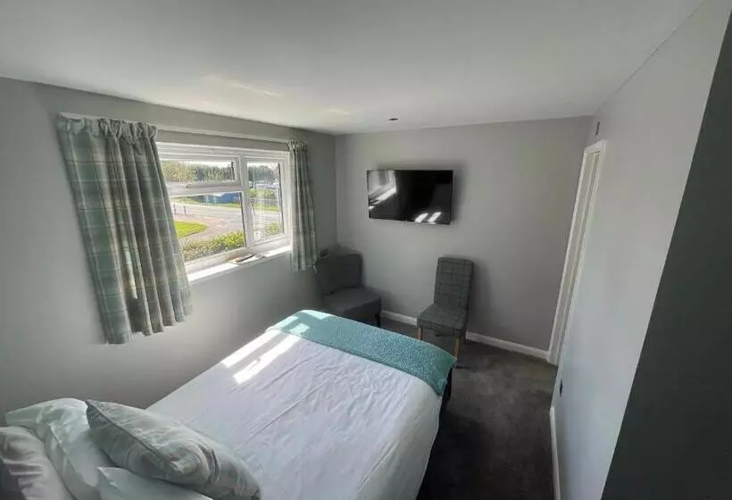 Majatalo Pen Mar Guest House