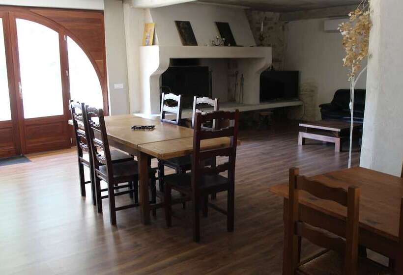 צימר Mas Les Echelettes