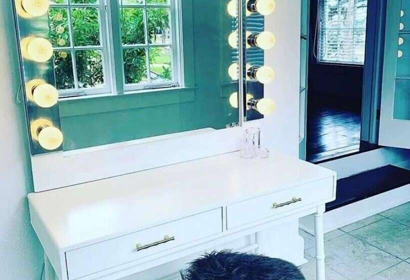 مبيت وإفطار The Foxtail Estate